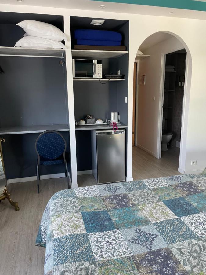 L'Abribis Hotell Firminy Eksteriør bilde