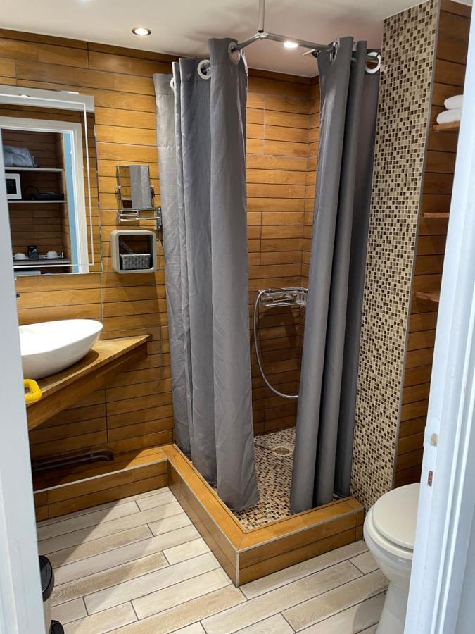 L'Abribis Hotell Firminy Eksteriør bilde
