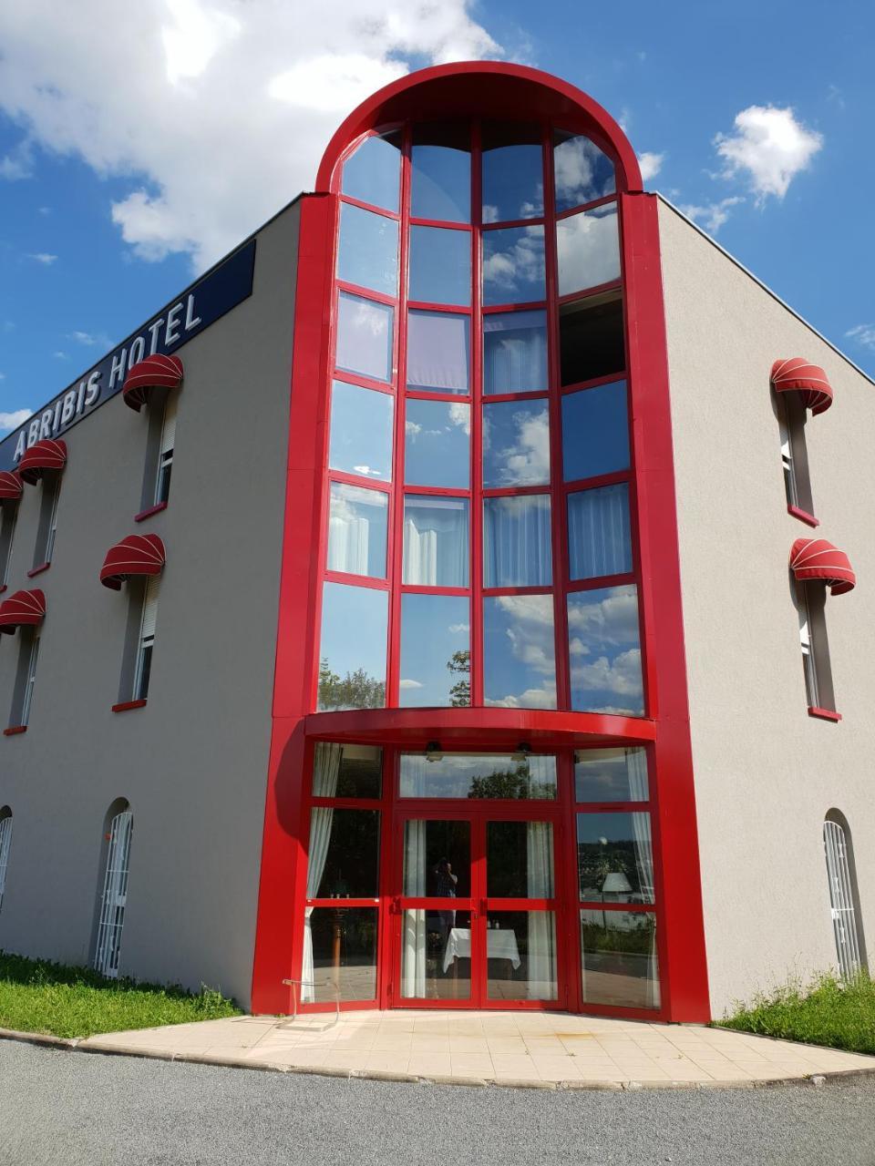 L'Abribis Hotell Firminy Eksteriør bilde